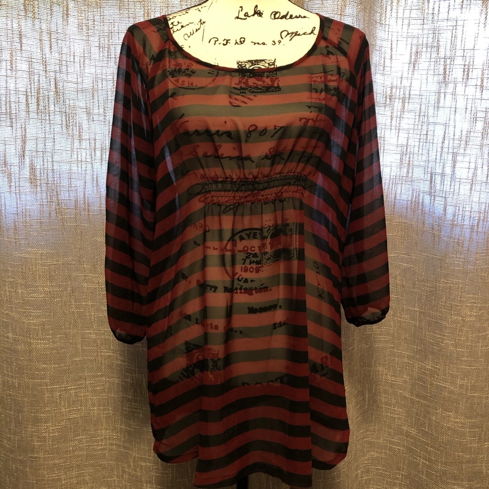 Old Navy Maternity Sheer Tunic Top! ✨